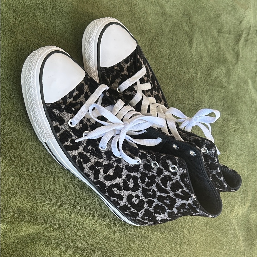 Leopard Print High-Top Sneakers